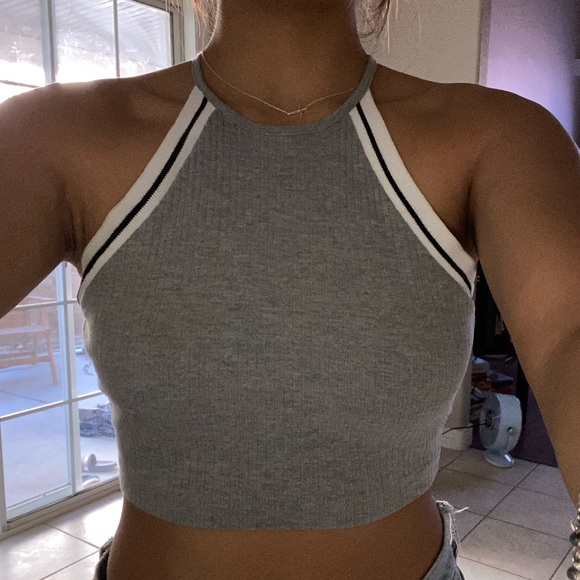 Gray Crop top - Picture 3 of 3
